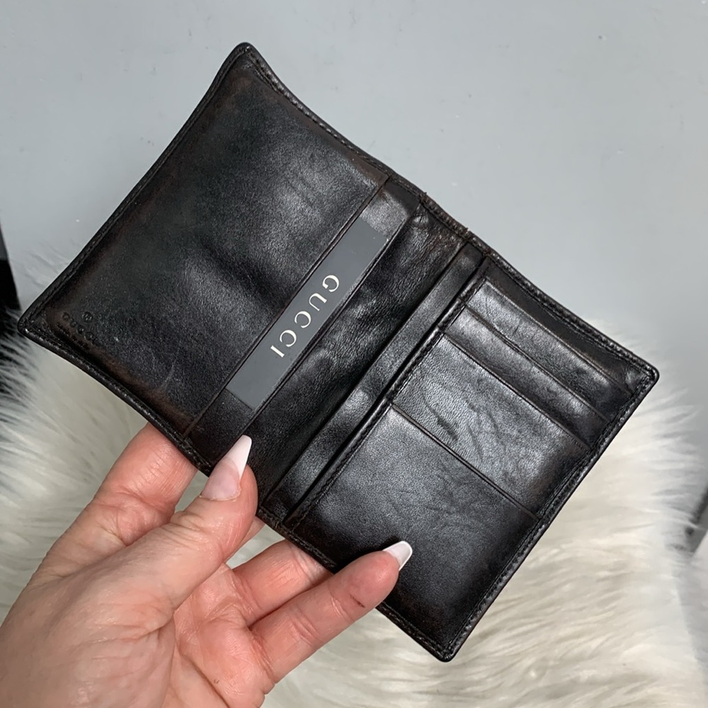 Authentic Gucci small lightweight flexible card holder - Picture 6 of 17